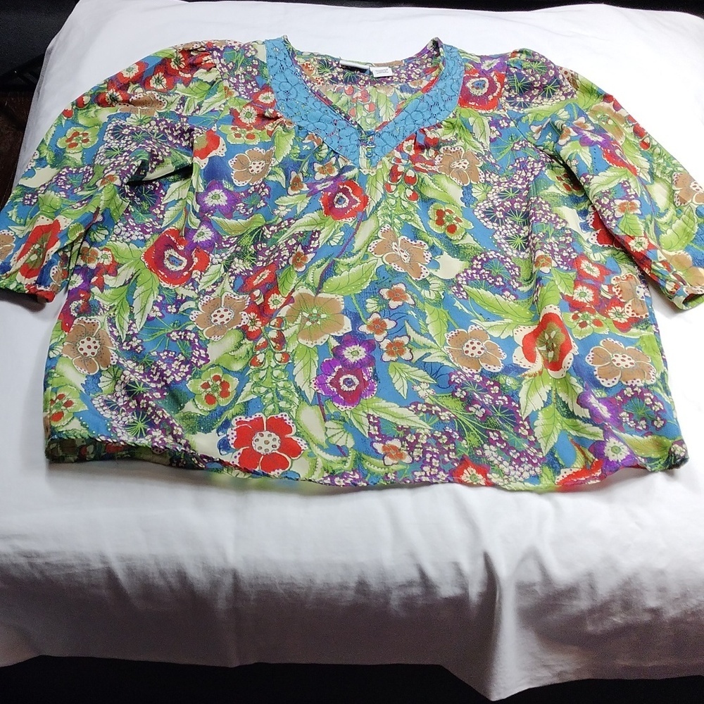 Kim Rogers Vibrant Floral Tunic with Blue Accents